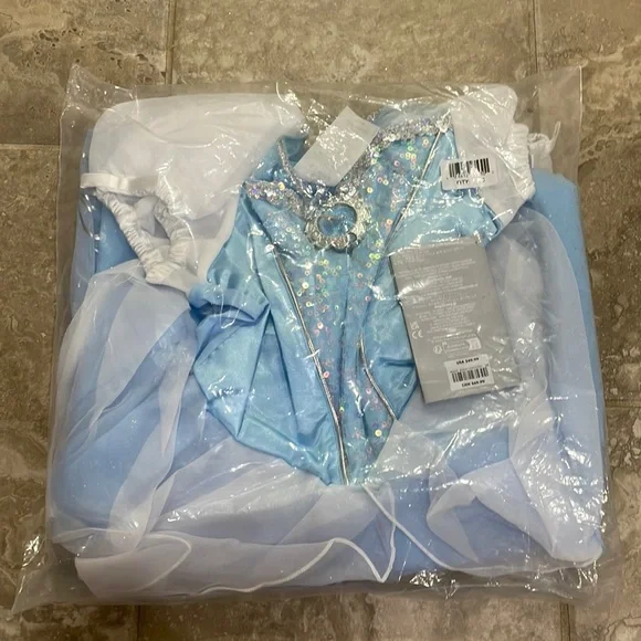 Cinderella‎ Costume for Kids sz 7/8 with shoes sz 13/1 and accessories - Picture 6 of 10